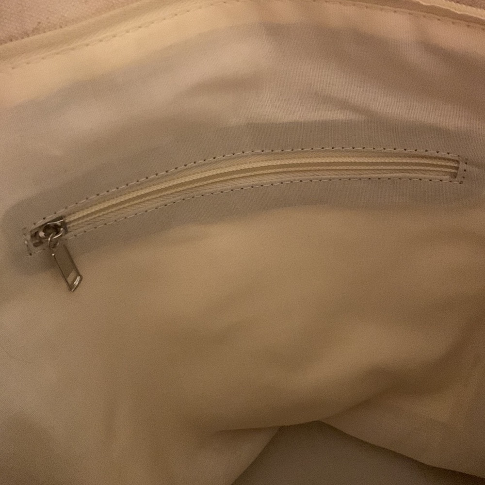 Embellished Shell Canvas Shoulder Tote - Picture 9 of 13
